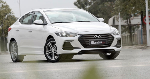 xe hyundai 4 chỗ