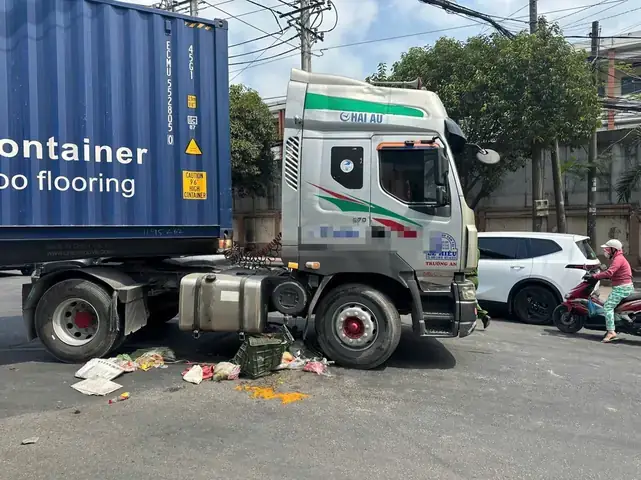 Khu Để Xe Máy Nhà Hàng Cung Xuân