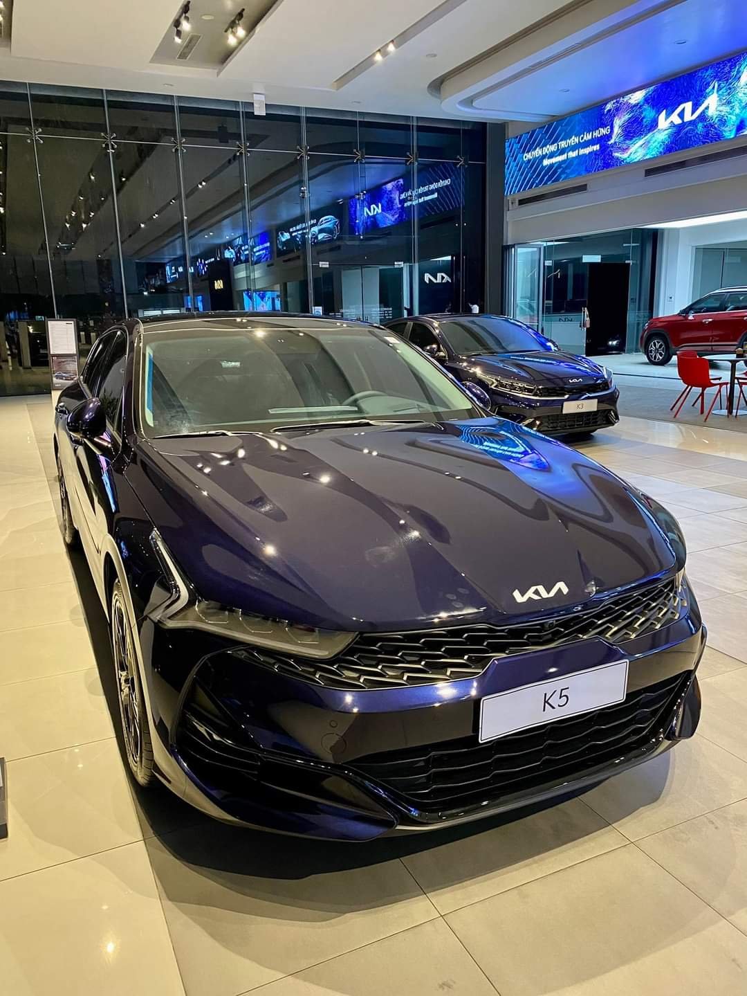 kia k5 màu đen FSB