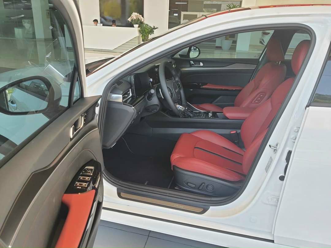kia k5 điều hoà tự động