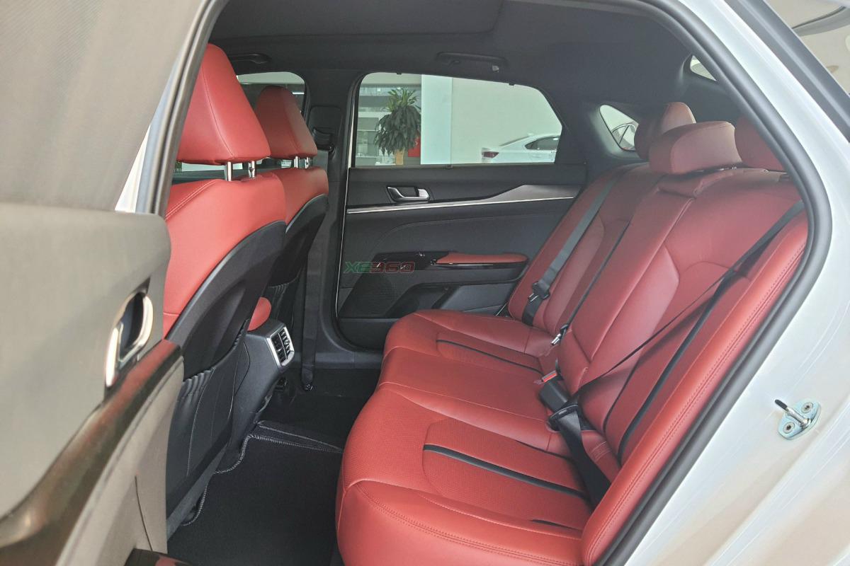 ghế lái kia k5 gtline