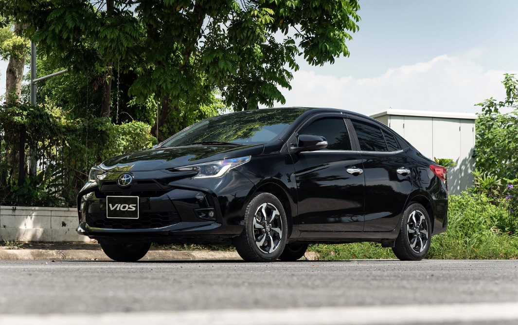 Thông số kỹ thuật Toyota Vios: Kích thước, động cơ, trang bị an toàn