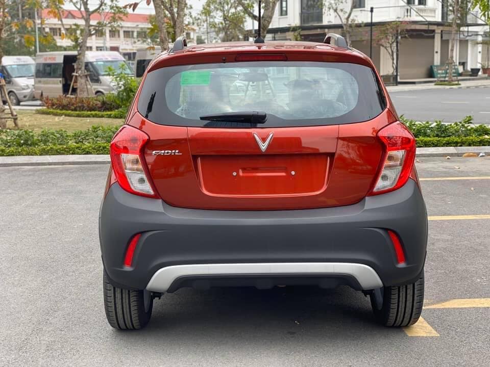 Duoi-xe-vinfast-fadil-2021