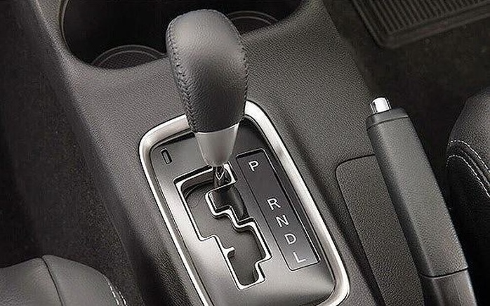 Ký hiệu trên cần số ô tô mà các tài mới cần nắm rõ