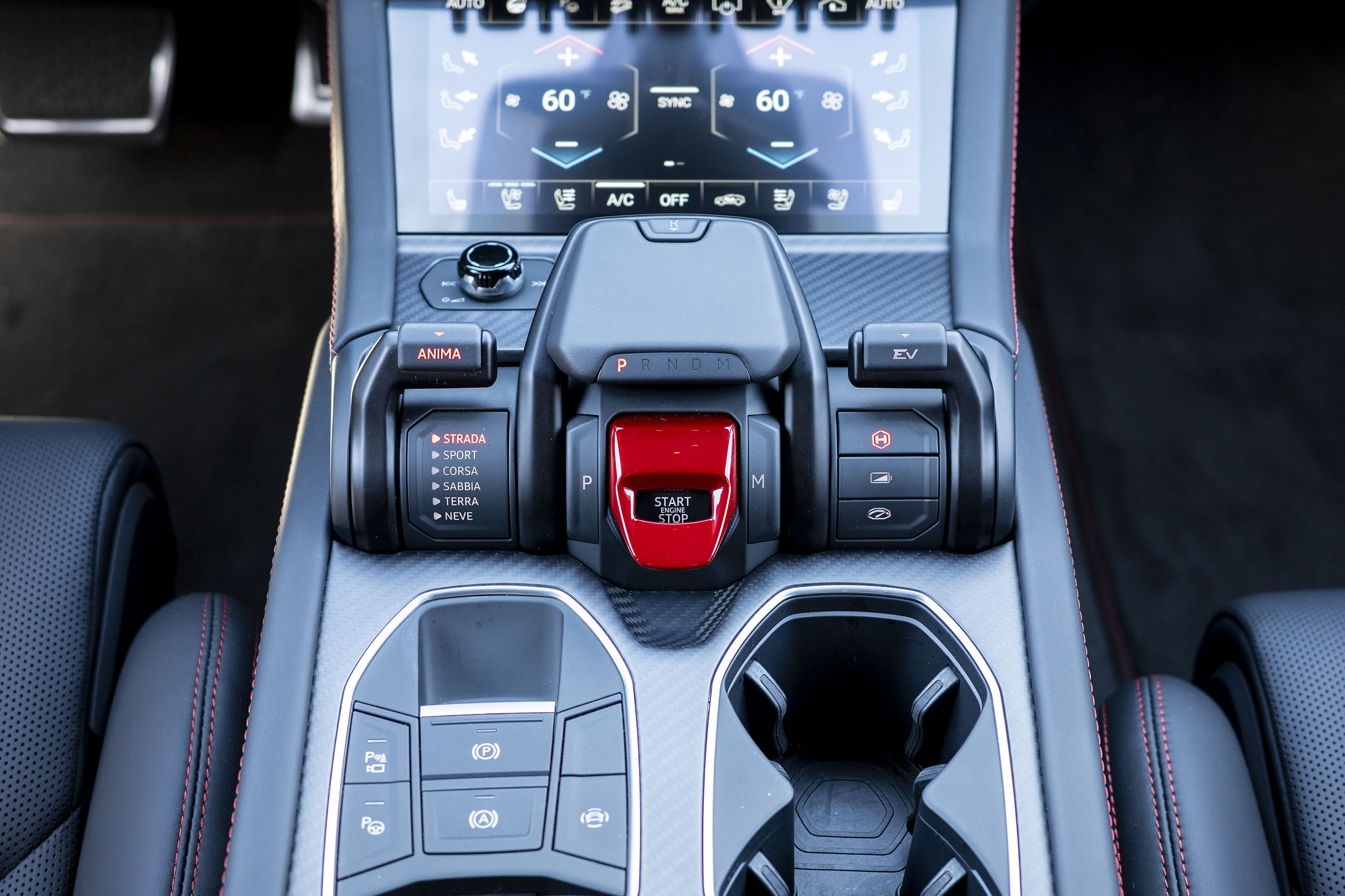 2025 Lamborghini Urus SE Review: The Unapologetically Silly Super SUV