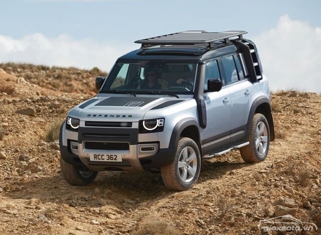 gia-xe-land-rover-defender-130-8-cho