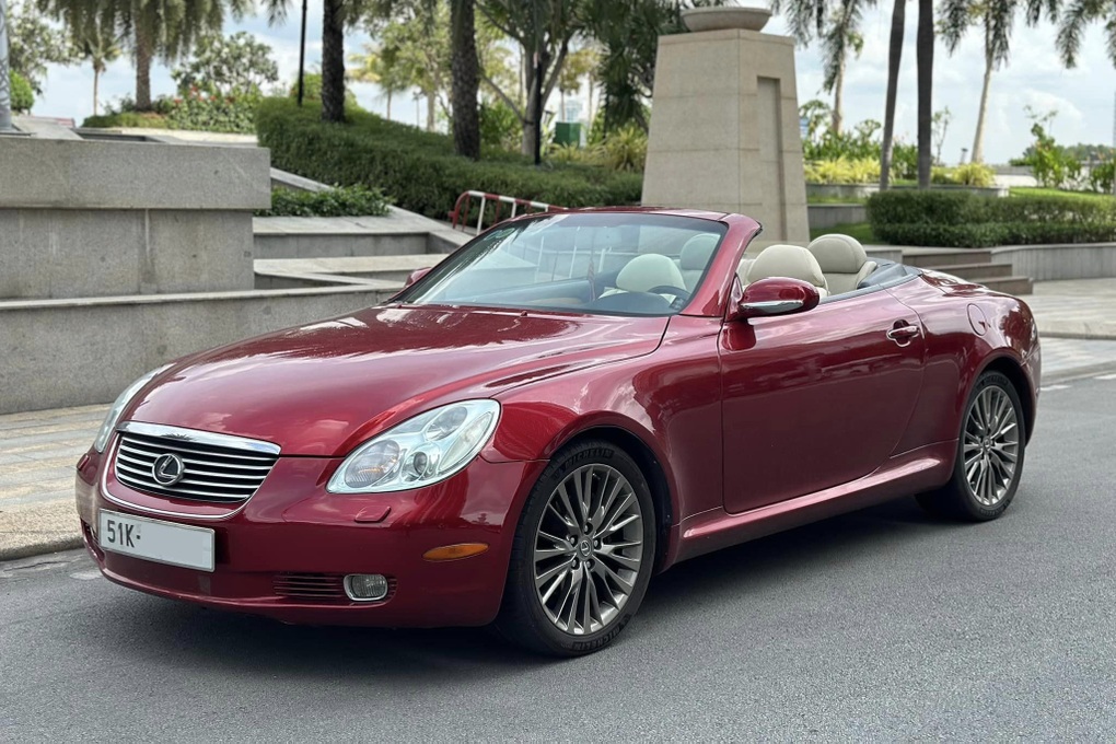 Tuổi đời gần 20 năm, chiếc Lexus mui trần này vẫn có giá 850 triệu đồng - 2