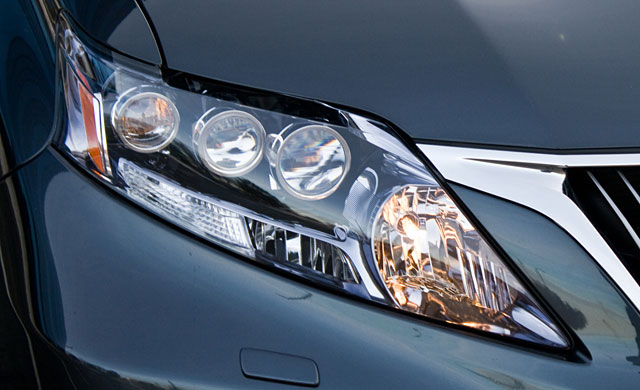 Lexus RX 450h Headlights