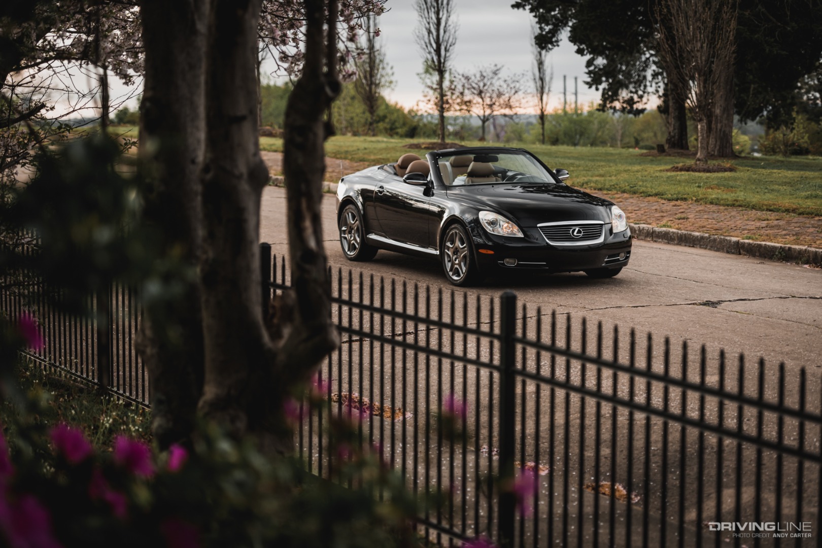 Lexus SC430 black