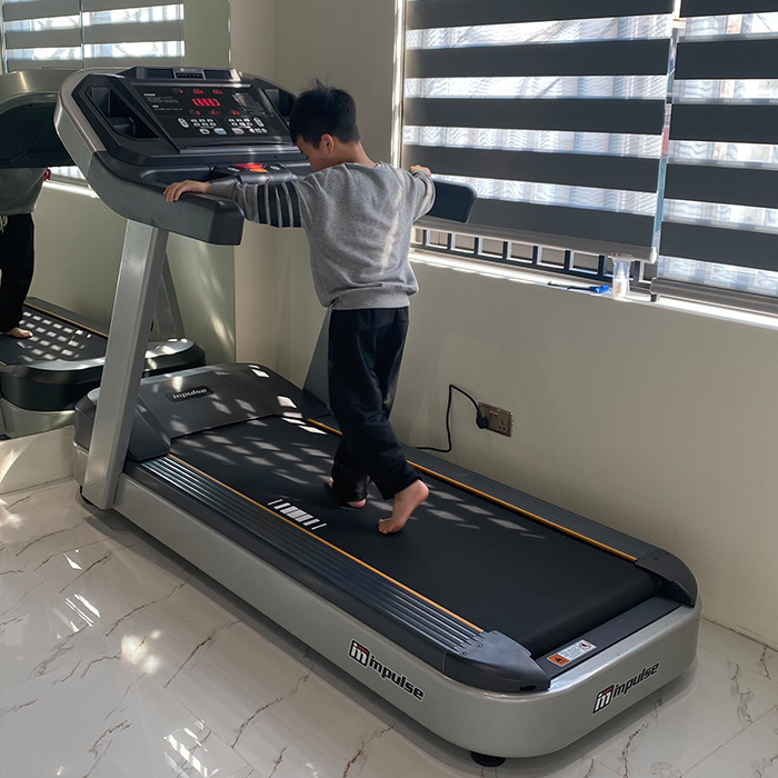 Máy chạy bộ Impulse PT300H