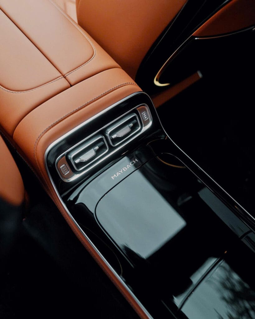 Maybach S680 4Matic Nội Thất Nâu