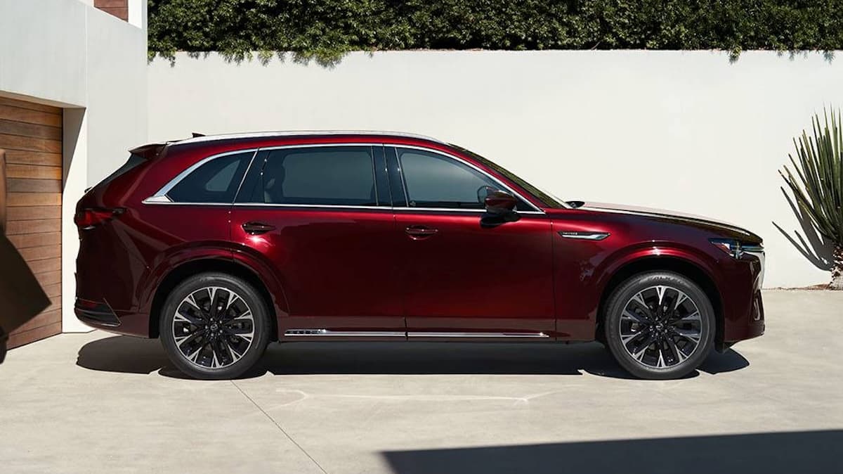 2024 Mazda CX-90 side view