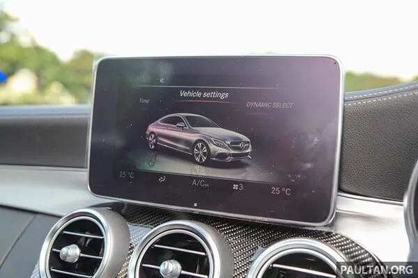 Đánh giá xe Mercedes C300 Coupe 2019: chiếc Coupe 2 cửa hàng đầu