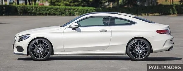 Đánh giá xe Mercedes C300 Coupe 2019: chiếc Coupe 2 cửa hàng đầu
