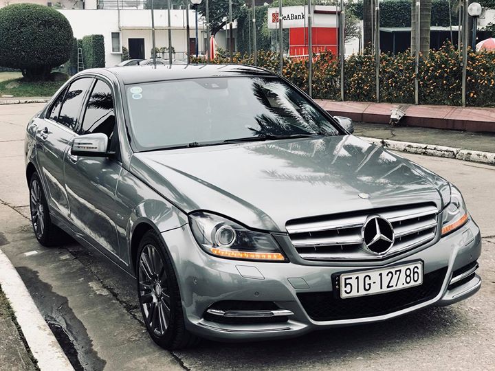 có nên mua xe mercedes c200 cũ