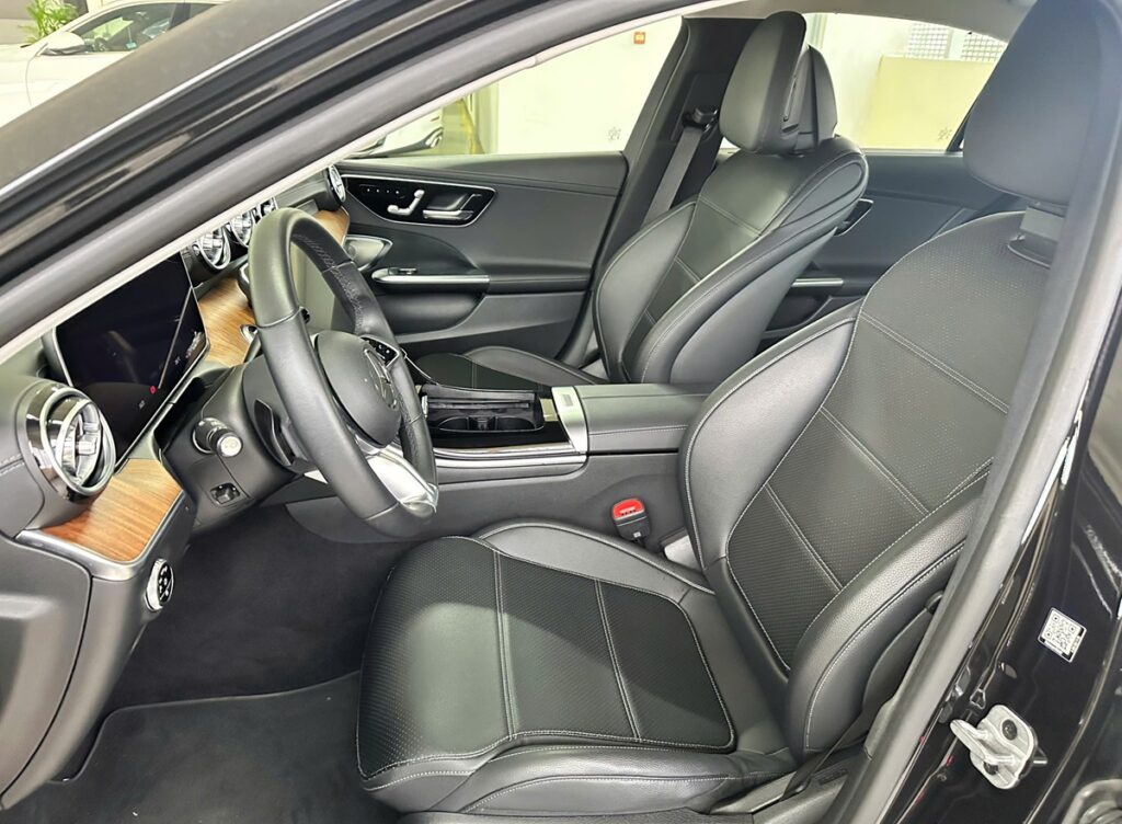 Mercedes C200 plus cũ 2023 chính hãng Mercedes Bình Dương