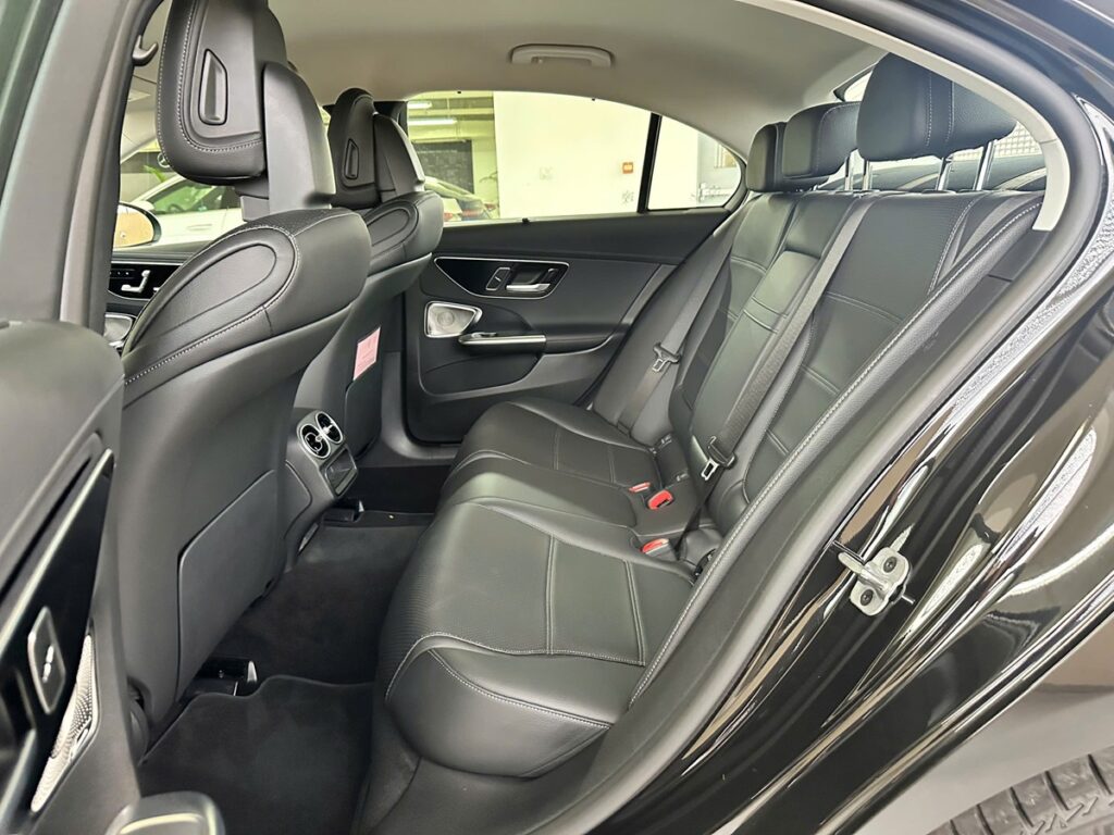 Mercedes C200 plus cũ 2023 chính hãng Mercedes Bình Dương