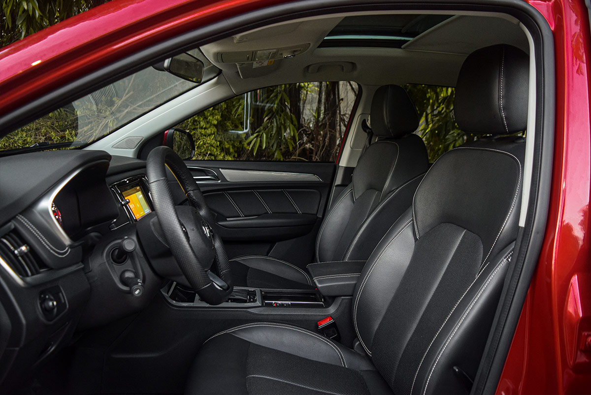 The MG RX5 Front Passenger Seats