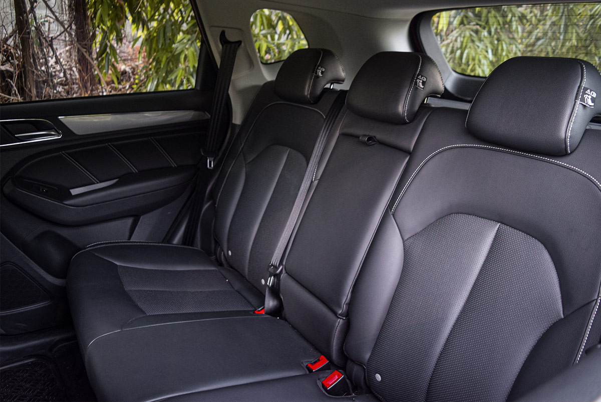 The MG RX5 Rear Passenger Seats