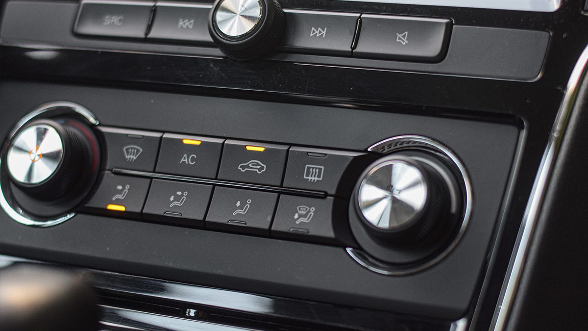 The MG RX5 Airconditioning Controls