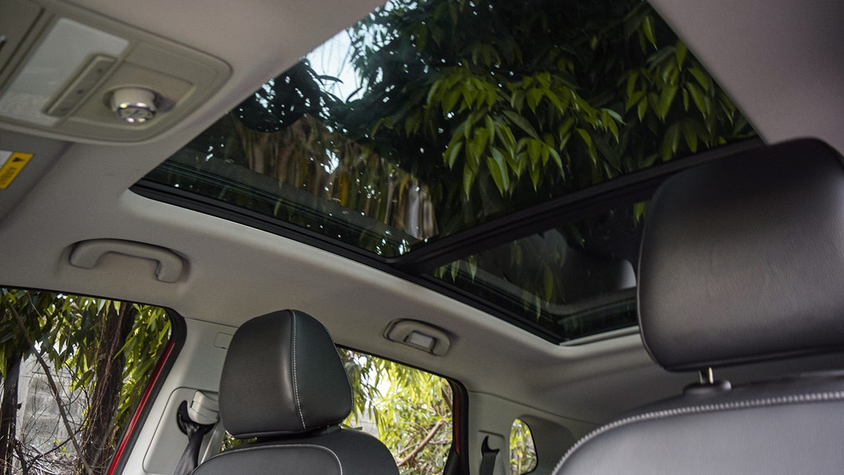 The MG RX5 Sunroof