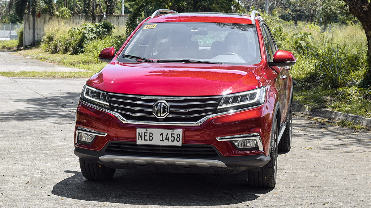 The MG RX5 Alternative Angled Front View