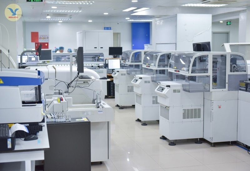 MEDLATEC có hệ thống máy móc hiện đại, đảm bảo kết quả chỉ số xét nghiệm chính xác