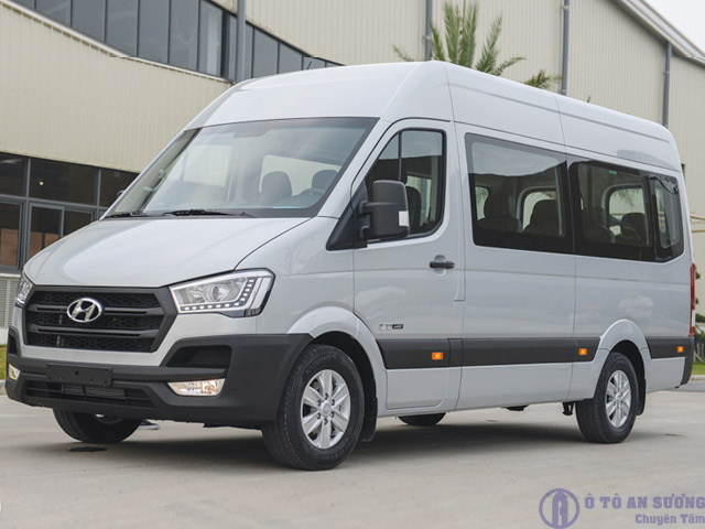Giá xe khách Hyundai Solati