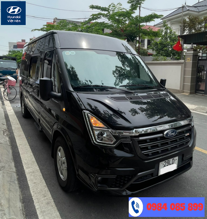 Mua bán xe Ford Transit cũ có nên không