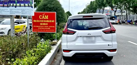 Người Khác Đậu Xe Chắn Nhà Làm Sao