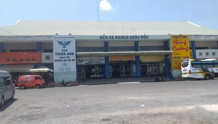 Nhà Xe Châu Đốc Gần Chợ Hòa Bình