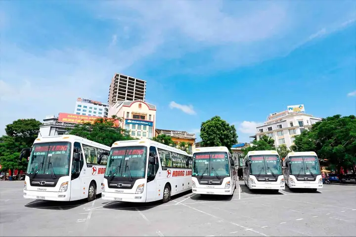Nhà Xe Hoàng Long Ở Tòa Number 1