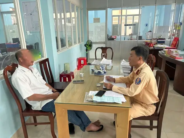 Nhà Xe Hùng Cúc Dọa Khách