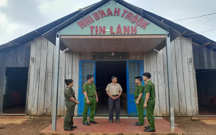 Nhà Xe Hùng Lan Chợ Tân Bình