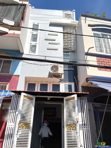 Nhà Xe Kiến Tùng Quận 8