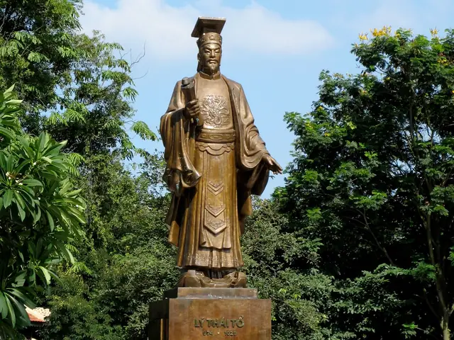 Nhà Xe Lê Châu Ở Lý Thái Tổ