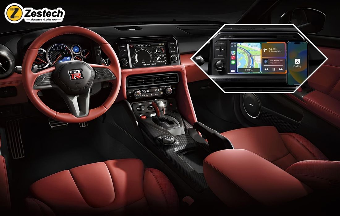 Nội thất Nissan GTR R35 được bọc da cao cấp, có một vài chi tiết được làm từ hợp kim nhôm