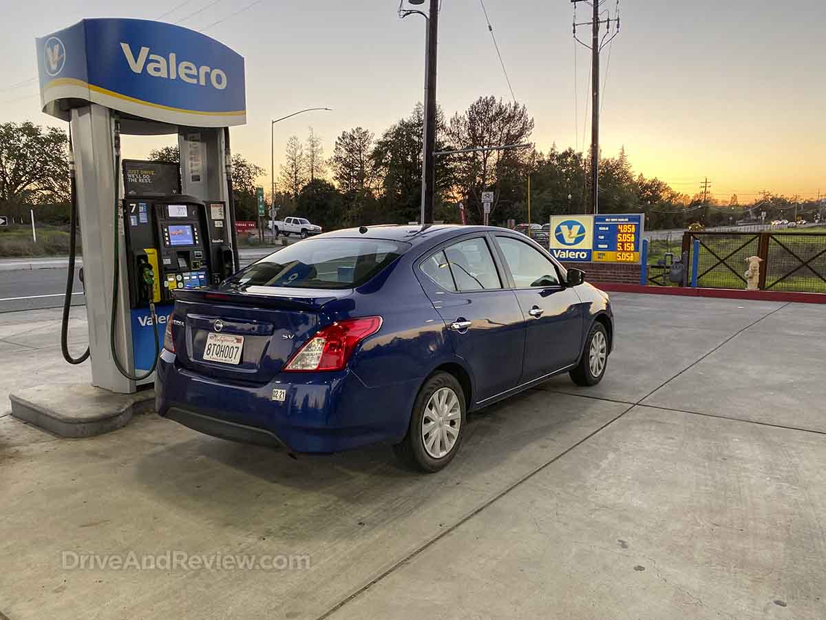Nissan Versa gas mileage