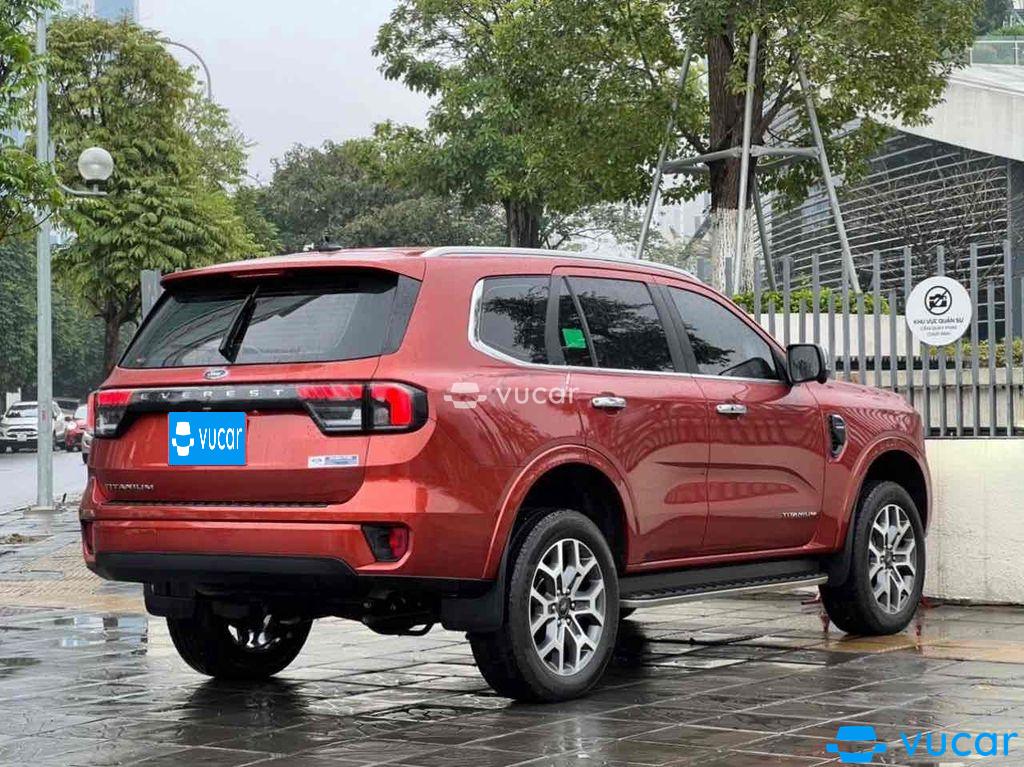Ford-Everest thân xe