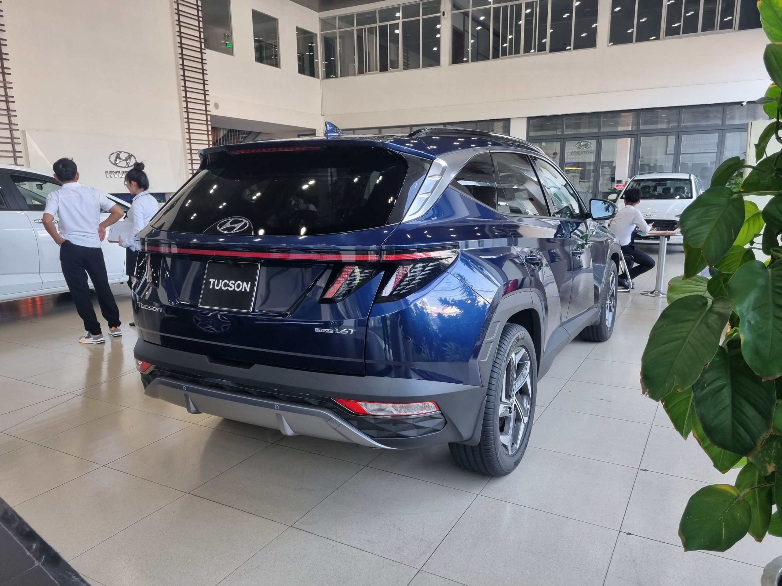 xe hyundai màu xanh dương