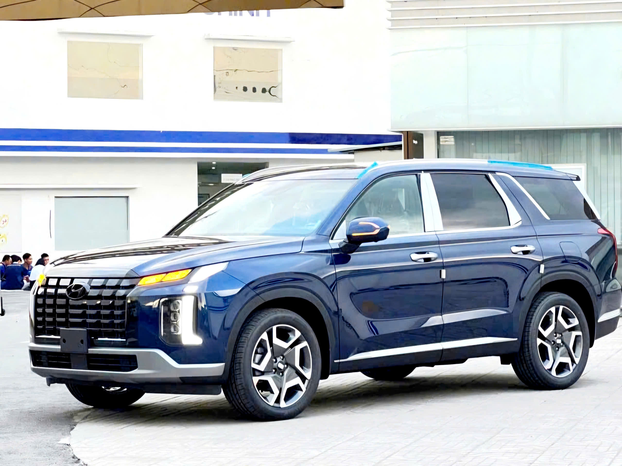 Hyundai Palisade màu xanh dương