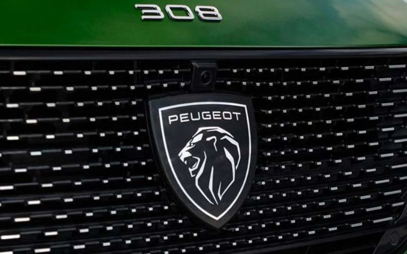 xe hơi logo sư tử từ thương hiệu peugeot của anh