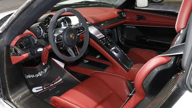 Porsche 918 Spyder 2024: Giá bán mới nhất, Đánh giá thông số kỹ thuật