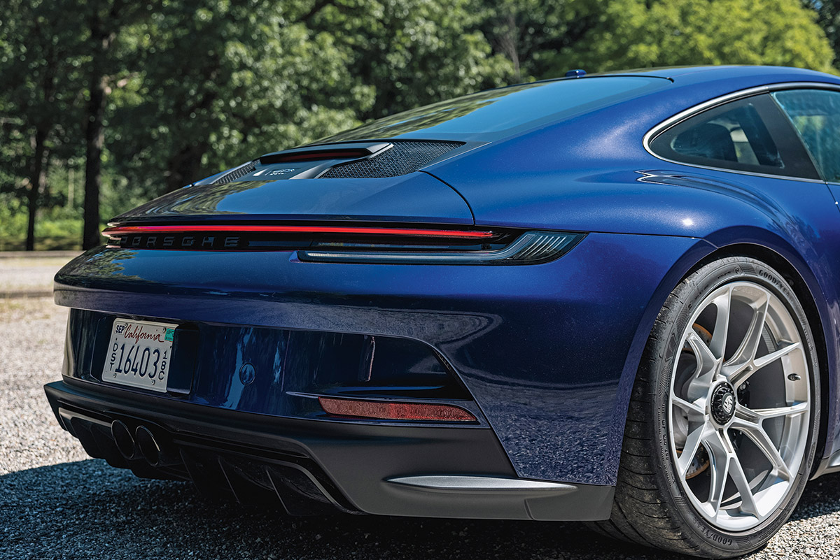 Porsche Club of America-Taking Wing (or not): Comparing the GT3 and GT3 Touring