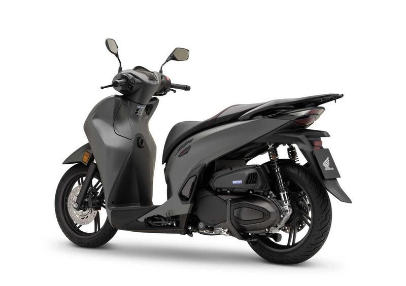Honda SH350i Sporty 2025 là sự kết hợp hoàn hảo giữa thiết kế thể tha