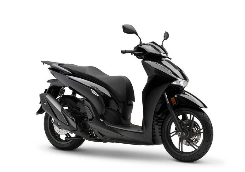 Honda SH350i Sporty 2025 có khối động cơ 330cc