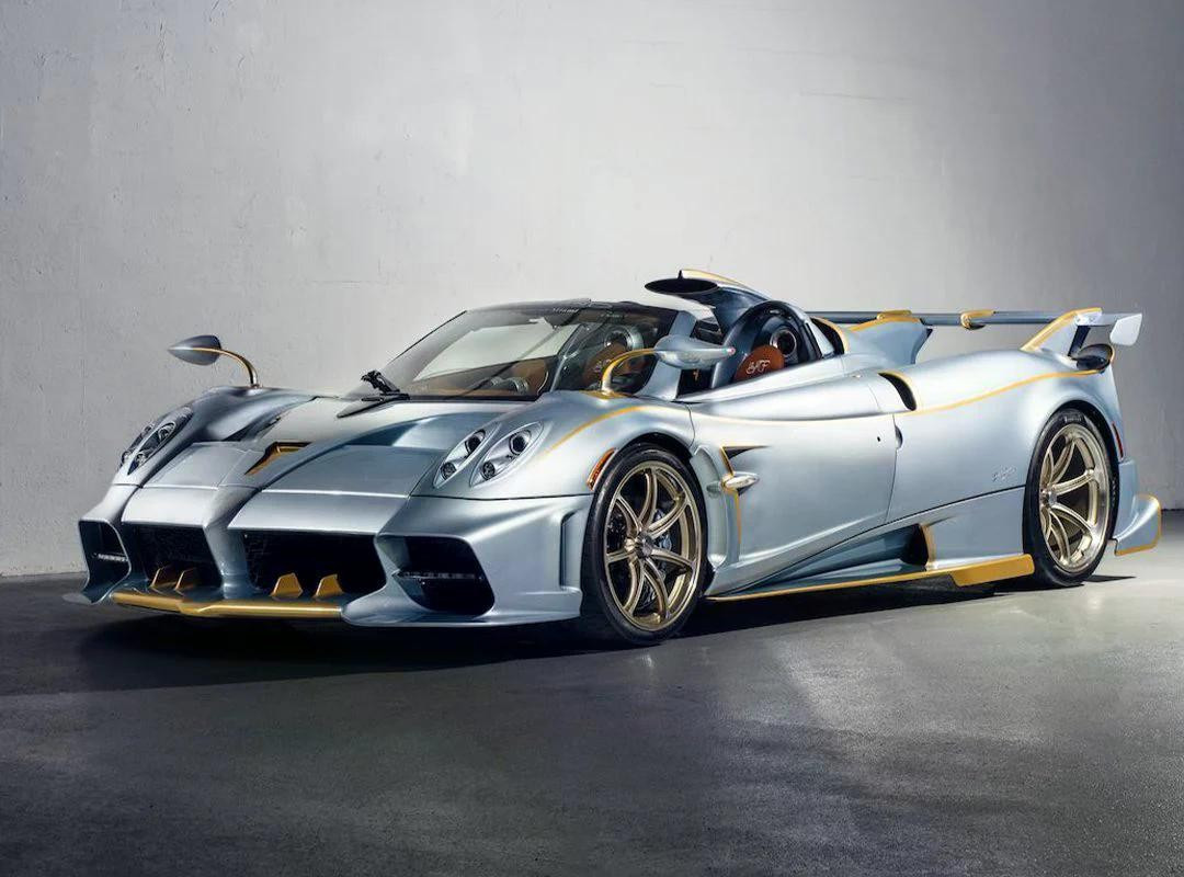 bugatti-centodieci-automotor8.jpg
