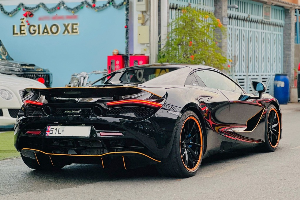 Siêu xe McLaren 720S Spider 2021 mỗi năm mất giá hơn 2,3 tỷ đồng, dù đi ít - Báo và Phát thanh, Truyền hình Lạng Sơn