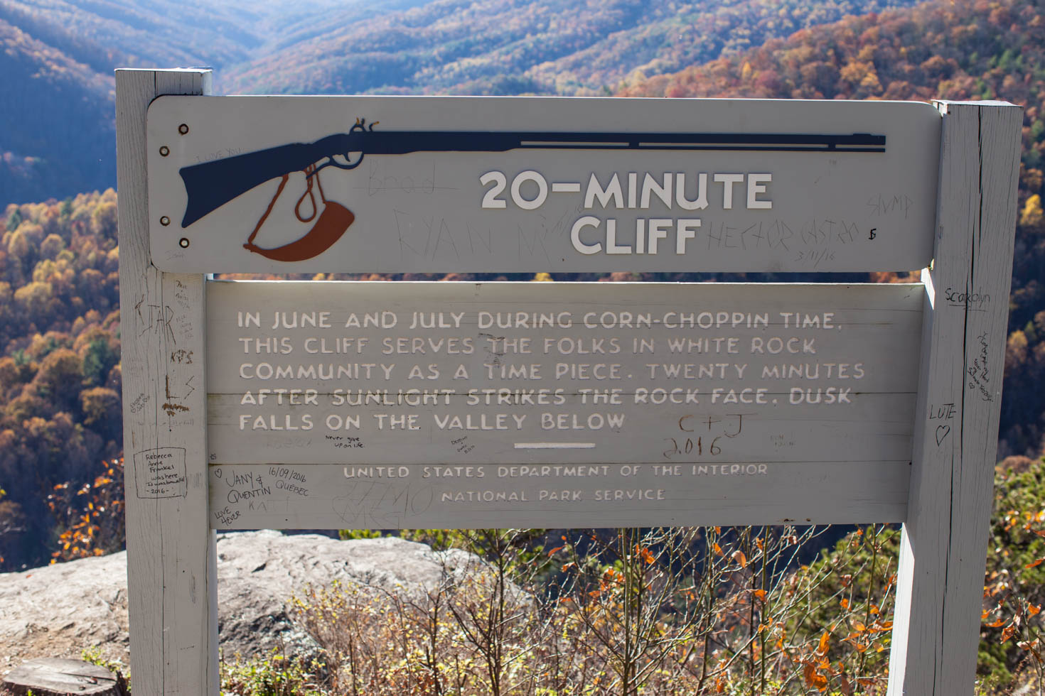 Skyline Drive, Shenandoah National Park, Blue Ridge Mountains, Virginia #vezzaniphotography