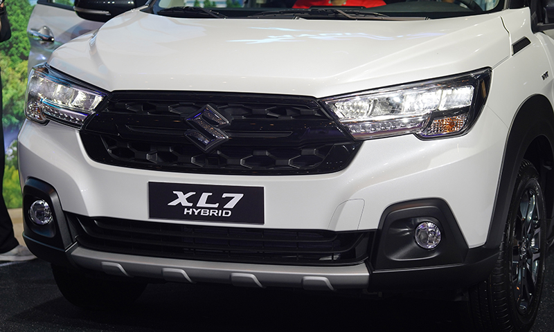 Đèn chiếu sáng Suzuki XL7 Hybrid áp dụng công nghệ tiên tiến